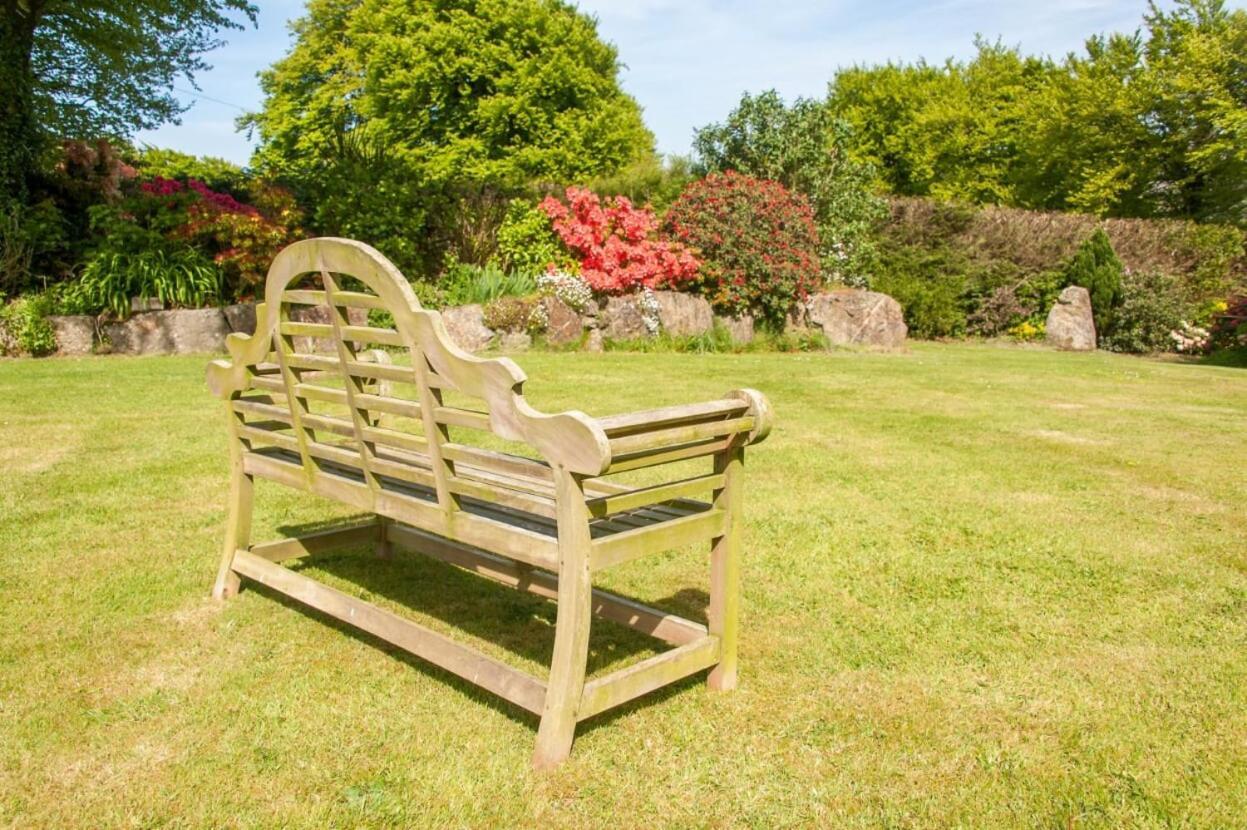 オークハンプトン Knole Farm Bed & Breakfast エクステリア 写真