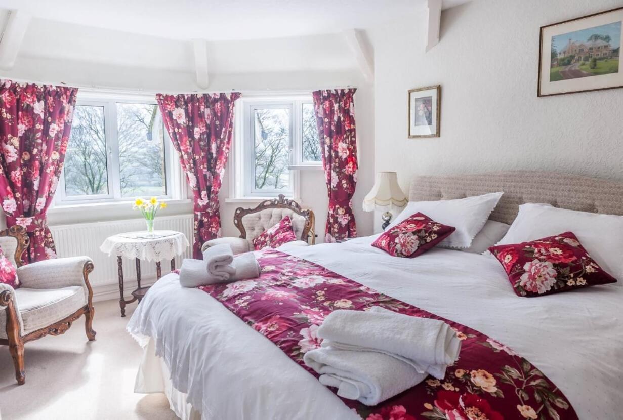 オークハンプトン Knole Farm Bed & Breakfast エクステリア 写真