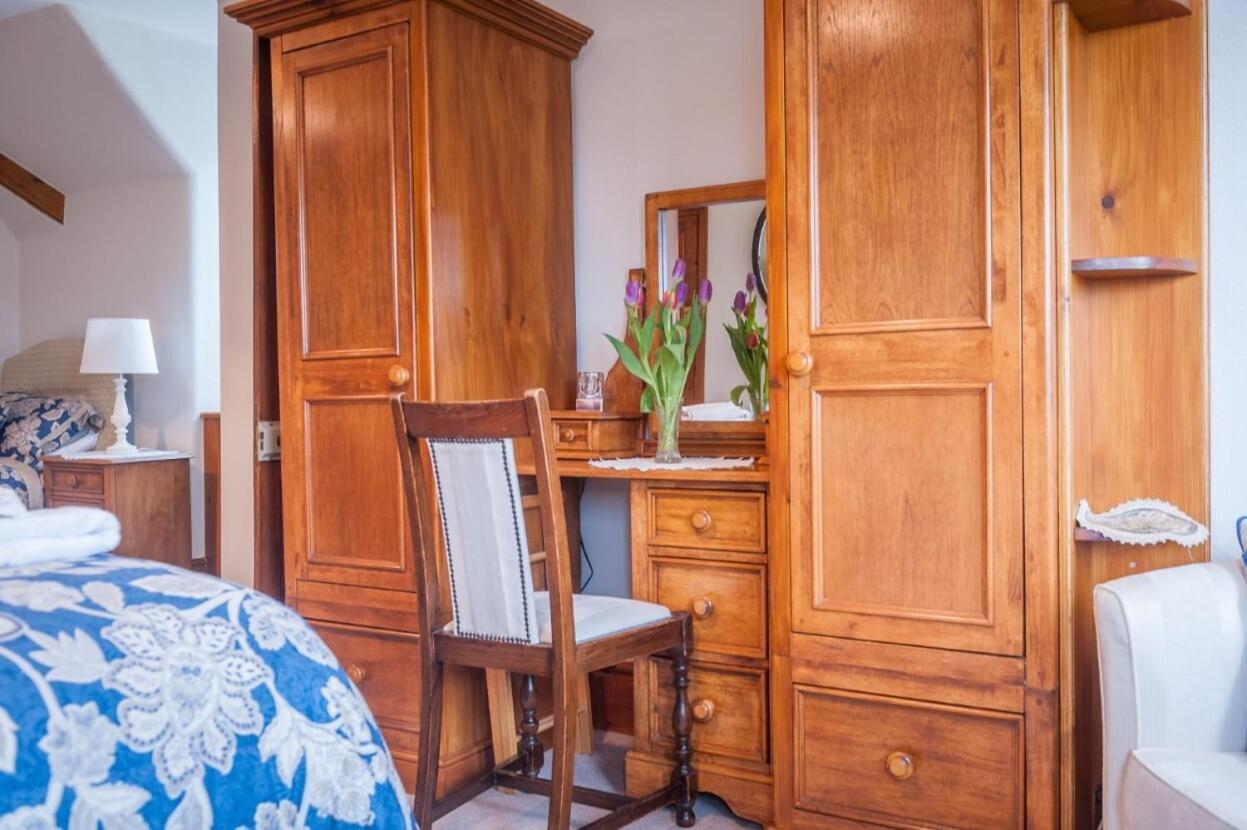 オークハンプトン Knole Farm Bed & Breakfast エクステリア 写真
